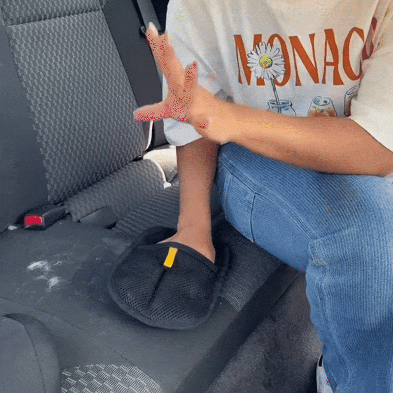 Pet Hair Removal Gloves | BUY 1 GET 1 FREE